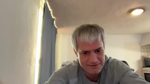 Snapshot of guardiannif_ chatting on January 8, 2026, 4:20 pm guardiannif_ online show from January 8, 2026, 4:20 pm