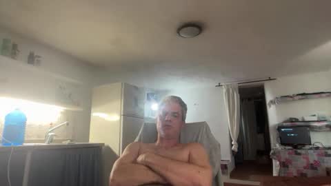 Snapshot of guardiannif_ chatting on February 1, 2026, 3:54 pm guardiannif_ online show from February 1, 2026, 3:54 pm