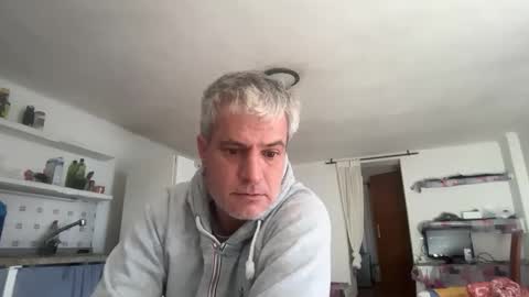 Snapshot of guardiannif_ chatting on February 3, 2026, 9:25 am guardiannif_ online show from February 3, 2026, 9:25 am