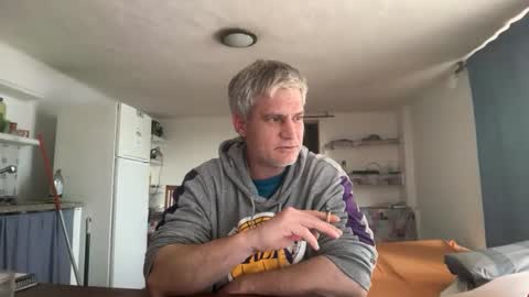 Snapshot of guardiannif_ chatting on February 27, 2026, 5:13 pm guardiannif_ online show from February 27, 2026, 5:13 pm