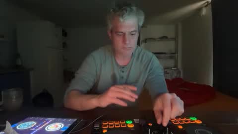 Snapshot of guardiannif_ chatting on March 1, 2026, 4:20 pm guardiannif_ online show from March 1, 2026, 4:20 pm