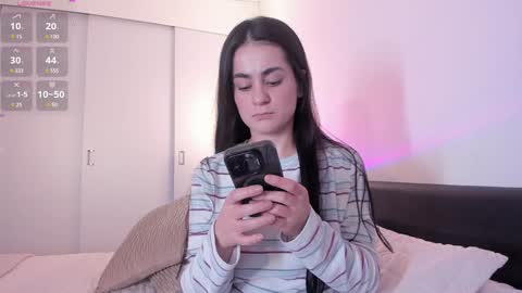 Snapshot of guccipussy1 chatting on January 29, 2025, 7:43 pm Elena online show from January 29, 2025, 7:43 pm