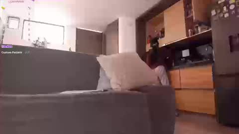 Snapshot of guccipussy1 chatting on September 9, 2025, 5:34 pm Elena online show from September 9, 2025, 5:34 pm