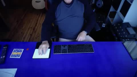 guesswhatigot2 online show from March 7, 2025, 7:08 am