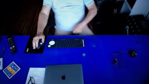 guesswhatigot2 online show from March 1, 2026, 9:11 am