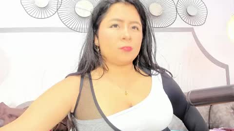 GuiaAnderson online show from April 21, 2026, 2:48 am