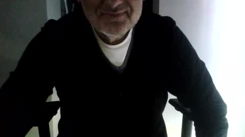 Snapshot of guide2 chatting on November 19, 2025, 9:53 am Dislove online show from November 19, 2025, 9:53 am