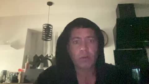 guil0 online show from October 8, 2025, 6:55 am