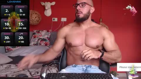 Snapshot of guillesmith2021 chatting on January 17, 2025, 12:31 pm Angel online show from January 17, 2025, 12:31 pm