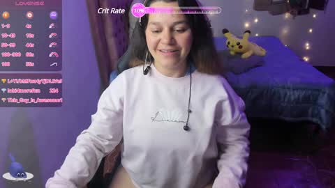 Hello Im Julieta Im 25 years old welcome to my room have fun and be happy. online show from February 5, 2025, 7:29 am