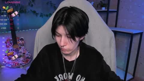Angel online show from December 3, 2024, 11:01 am