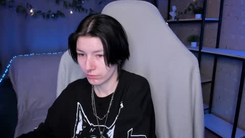 Angel online show from February 4, 2025, 10:54 am