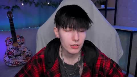 Angel online show from March 3, 2025, 11:11 am