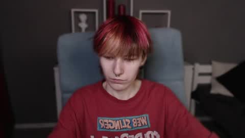 guitarandangell online show from April 2, 2026, 11:19 am