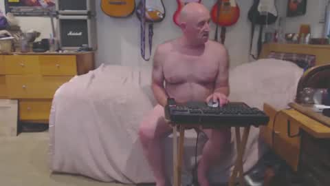 Mario online show from February 22, 2025, 9:12 am