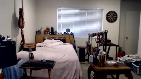 Mario online show from September 9, 2025, 11:37 pm