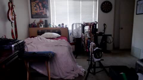 Mario online show from September 29, 2025, 11:53 pm