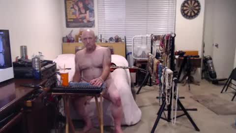 Mario online show from October 7, 2025, 11:07 am