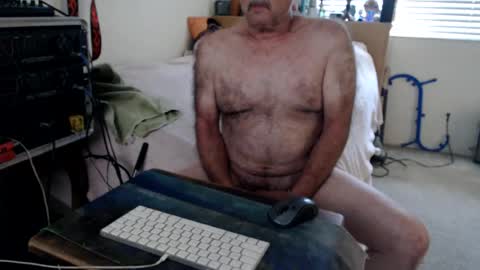 Snapshot of guitarsexgod2 chatting on June 24, 2026, 6:29 pm guitarsexgod2 online show from June 24, 2026, 6:29 pm