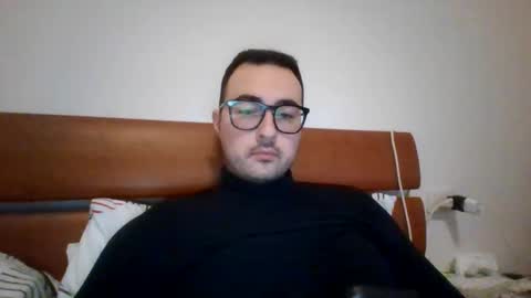 Snapshot of gullit93 chatting on February 22, 2026, 4:05 pm gullit93 online show from February 22, 2026, 4:05 pm