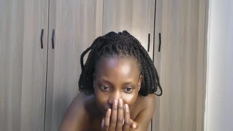 Miss Incredible online show from October 16, 2025, 12:44 am