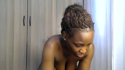 Snapshot of gulpess chatting on May 22, 2026, 10:32 am Miss Incredible online show from May 22, 2026, 10:32 am