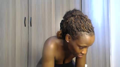 Snapshot of gulpess chatting on May 23, 2026, 11:14 am Miss Incredible online show from May 23, 2026, 11:14 am