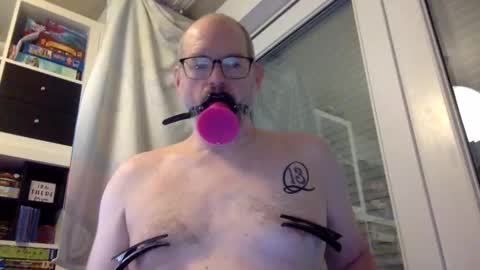 gummicasual online show from February 17, 2025, 10:40 am