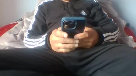 Snapshot of gunishment chatting on February 1, 2026, 12:26 pm gunishment online show from February 1, 2026, 12:26 pm