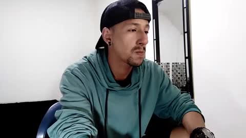 karim online show from January 11, 2025, 3:34 am