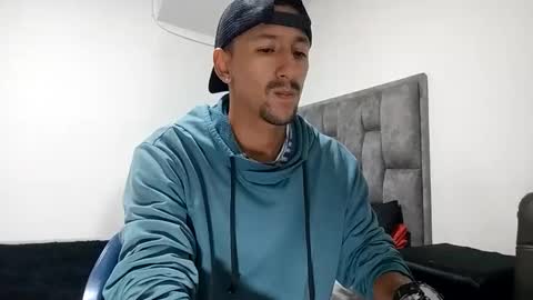 karim online show from March 5, 2025, 8:43 am