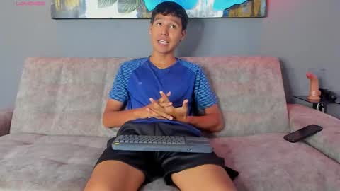 Carl Milton online show from November 25, 2025, 12:21 am