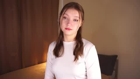 Molly online show from April 18, 2026, 5:22 am