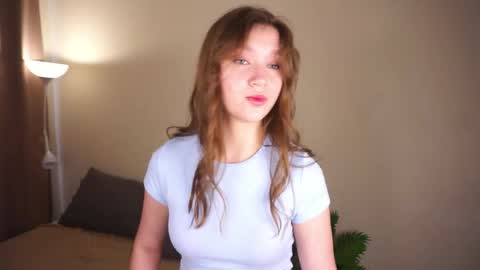 Molly online show from June 6, 2026, 5:23 am