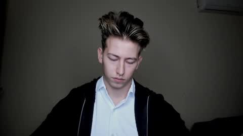 Oliver online show from December 28, 2024, 6:06 am