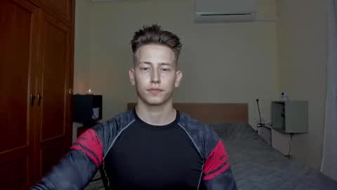 Oliver online show from March 4, 2025, 9:00 pm