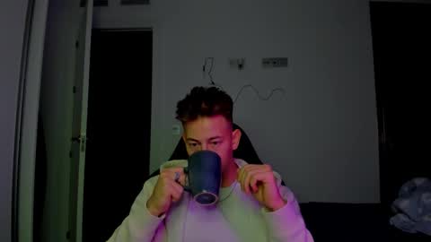 Oliver online show from February 2, 2026, 7:12 pm