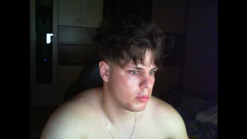 Snapshot of gymguy0505 chatting on December 20, 2025, 10:28 pm gymguy0505 online show from December 20, 2025, 10:28 pm