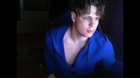 gymguy0505 online show from March 25, 2026, 11:33 pm