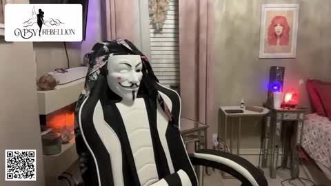 Gypsy online show from November 19, 2025, 11:21 am