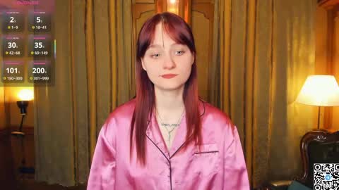 Kelly  Lilly online show from April 25, 2026, 8:28 pm