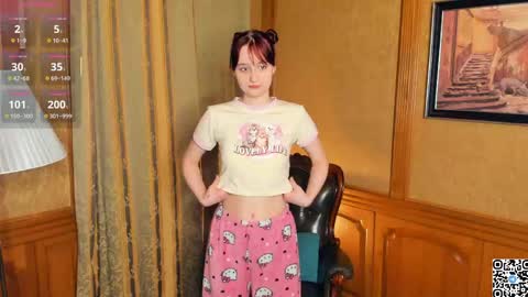 Snapshot of h0lyangel chatting on April 26, 2026, 8:17 pm Kelly Lilly online show from April 26, 2026, 8:17 pm