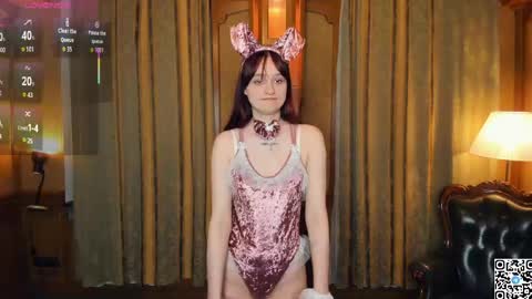 Snapshot of h0lyangel chatting on May 1, 2026, 8:13 pm Kelly Lilly online show from May 1, 2026, 8:13 pm