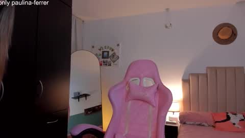 Paulina  online show from November 15, 2025, 6:11 am