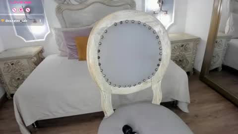 hade_miller online show from June 26, 2026, 3:22 am