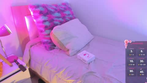 Hadid online show from April 21, 2026, 8:01 pm