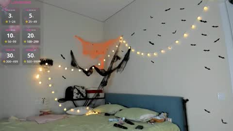 Ri online show from October 24, 2025, 1:18 pm