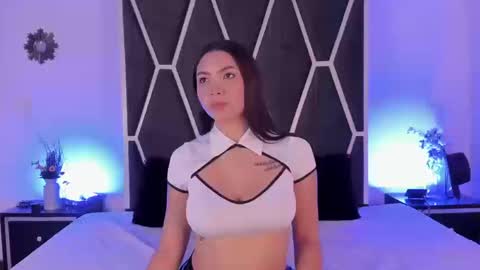 Kendal online show from September 20, 2025, 4:24 am