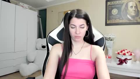 Sk     pe     Anya388109 online show from December 25, 2024, 9:43 pm