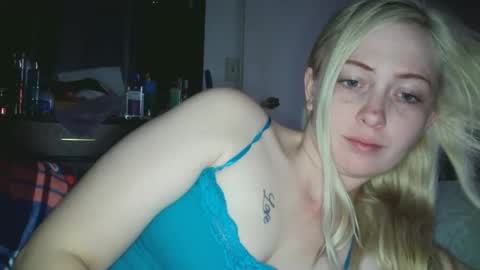 Hailey and d online show from October 30, 2025, 8:49 am